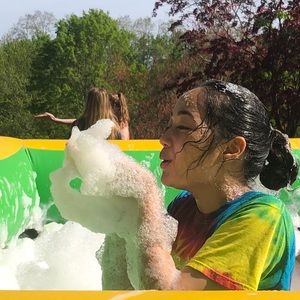 Meet your Posher, Kira